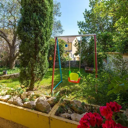 Modernes Nur 300 Meter Zum Mit Traumhaften Meerblick Appartement