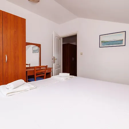 Modernes Nur 300 Meter Zum Mit Traumhaften Meerblick Apartment Crikvenica