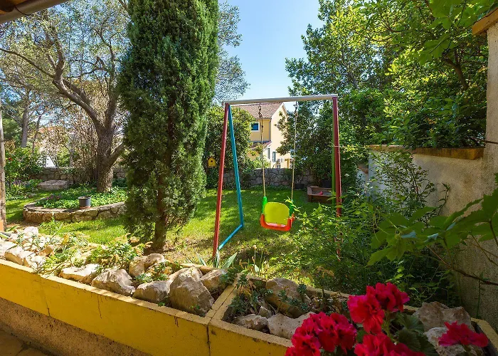 Modernes Nur 300 Meter Zum Mit Traumhaften Meerblick Appartement