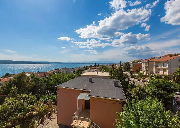 Modernes Nur 300 Meter Zum Mit Traumhaften Meerblick * Crikvenica